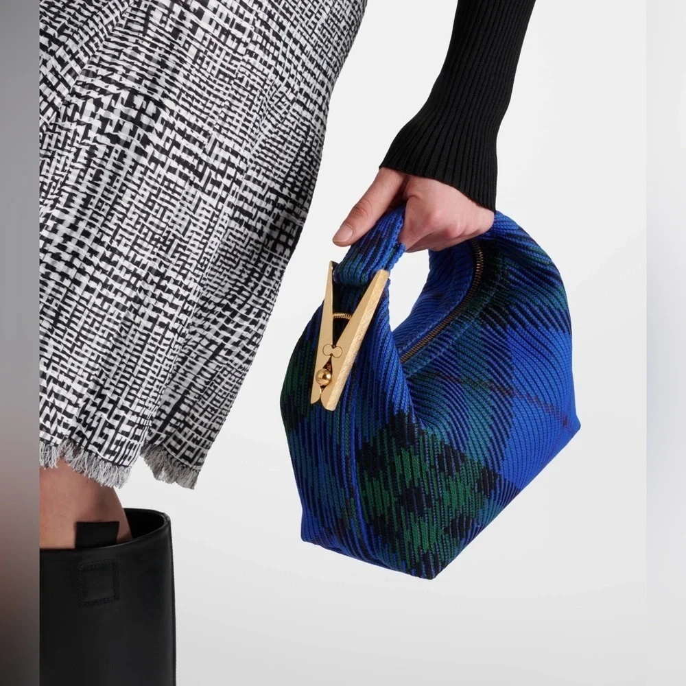 Burberry Medium Duffle Bag Handbag Knit knight color authentic luxe blue gold